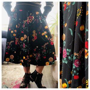 Vintage 70s Dark Floral Full Circle Skirt | Size Large